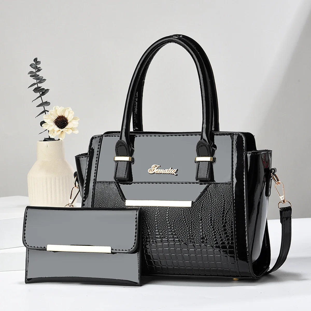 Bag and Wallet Kit in Leather - Cror