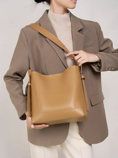 Women's Leather Bag - Penélope